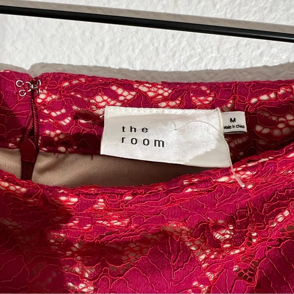 The Room Fuschia Pink Floral Lace Pencil Skirt Size M
